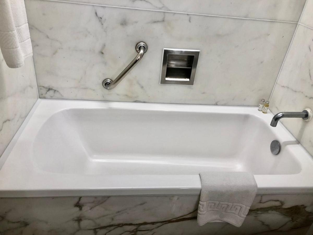 Hotel Marine Plaza Mumbai Eksteriør bilde