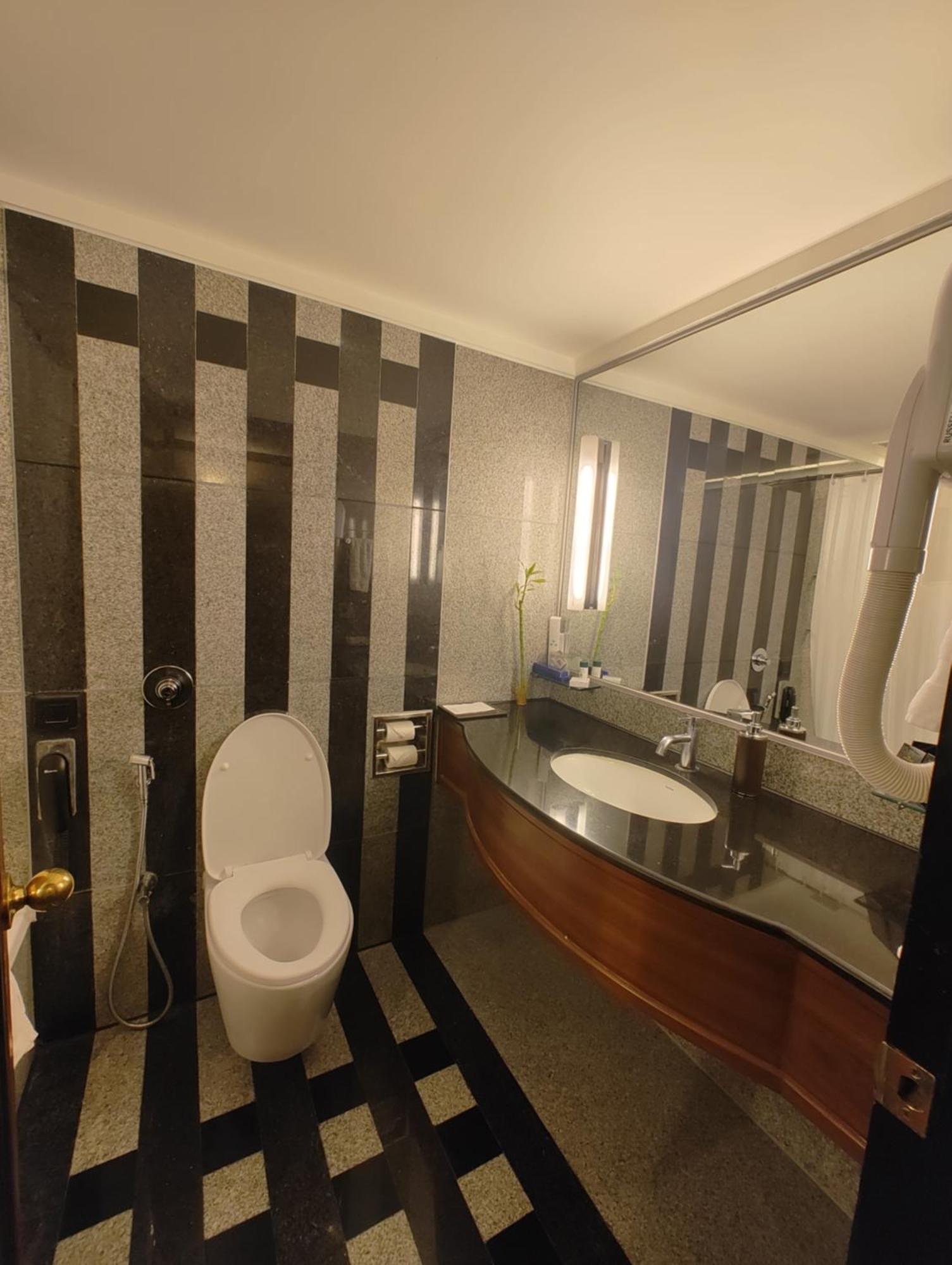 Hotel Marine Plaza Mumbai Eksteriør bilde